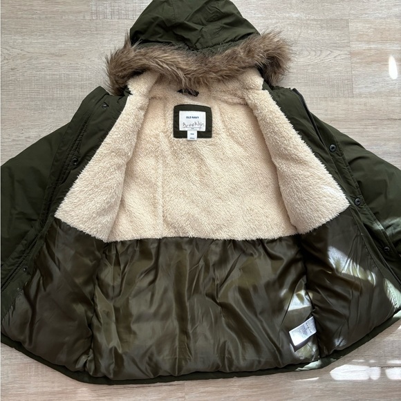 Hooded Zip-Front Water Resistant Jacket, like new! - Picture 2 of 4